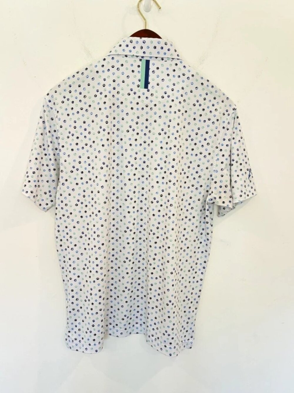 Rhoback Polo Shirt Men's M White Dog Paw Print Barstool Golf Stretch Performance - Picture 3 of 8